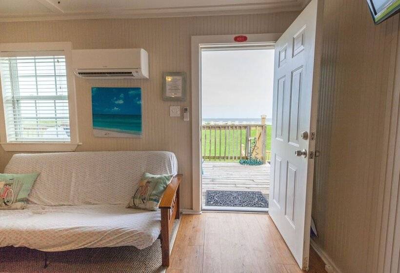 Blue Dolphin Inn And Cottages