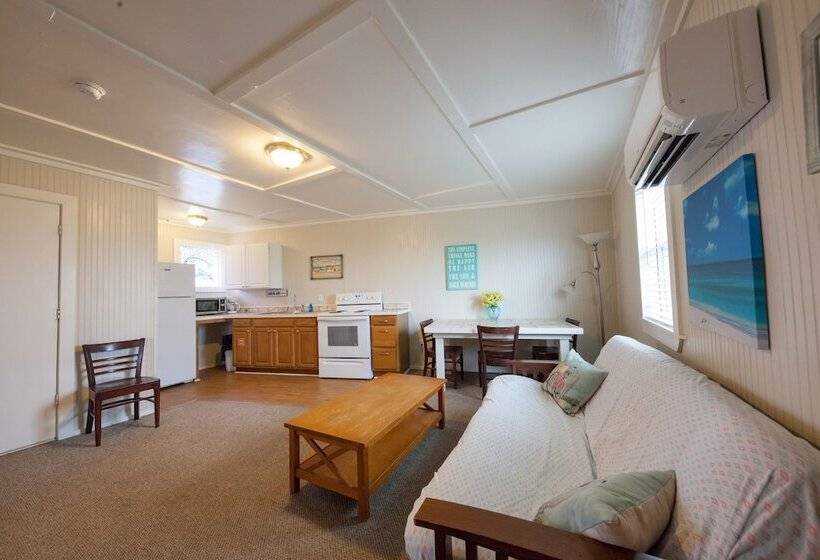 Blue Dolphin Inn And Cottages