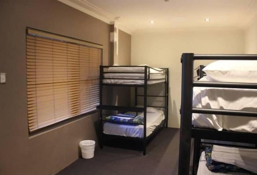 Central Backpackers   Hostel