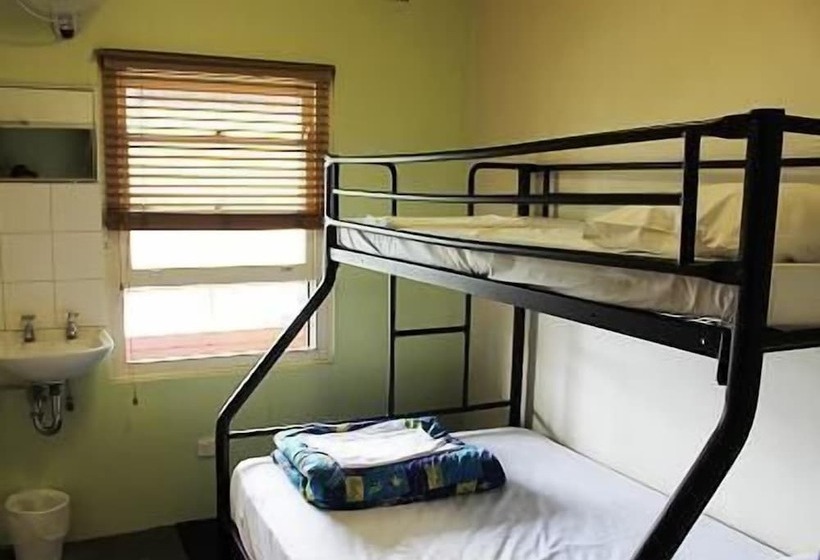 Central Backpackers   Hostel