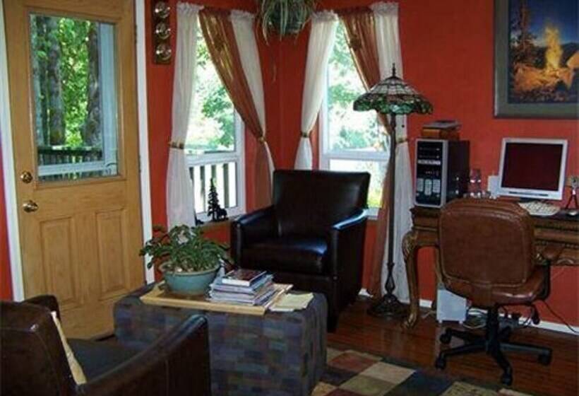 Daybreak Haven Bed & Breakfast