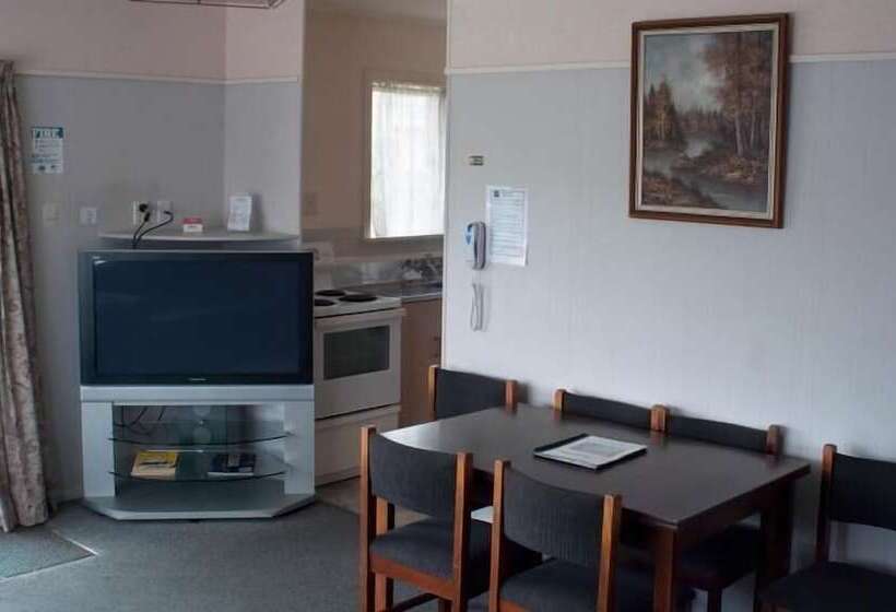 Feilding Motel