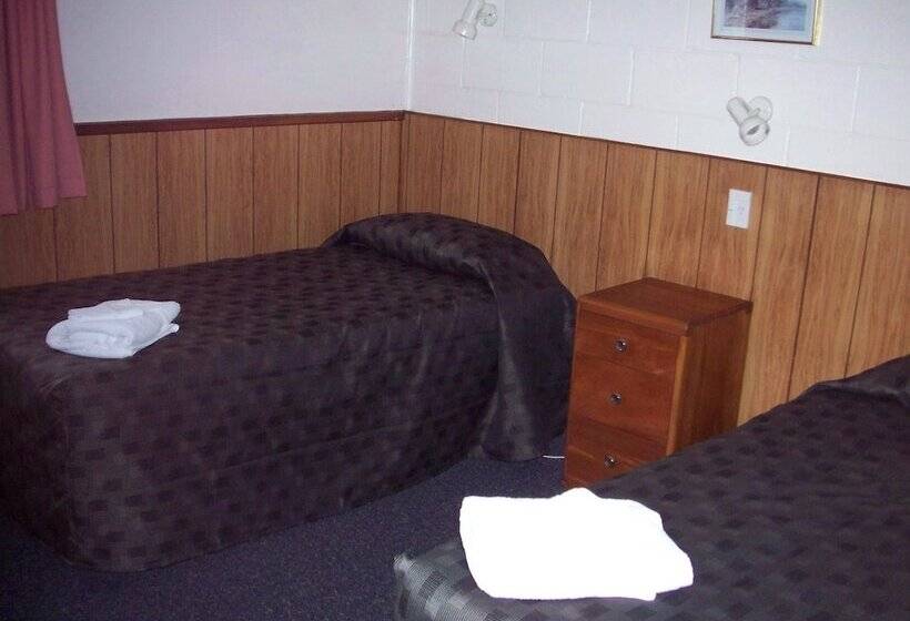 Feilding Motel