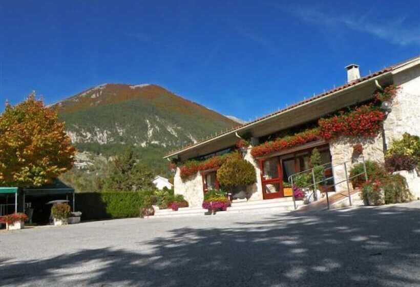 여관 Albergo Ristorante Il Pescatore