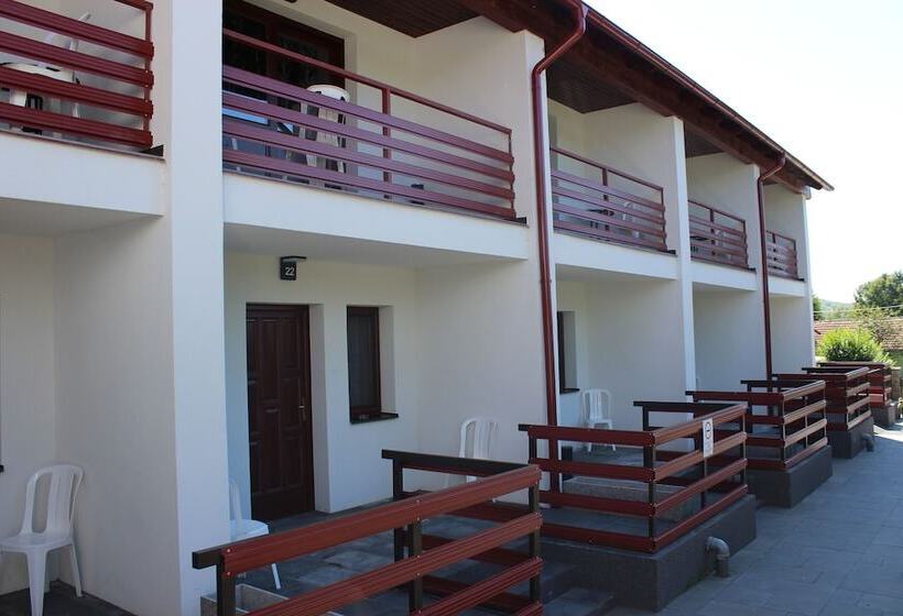 פונדק Aranyhordó Panzió étterem és Pizzéria