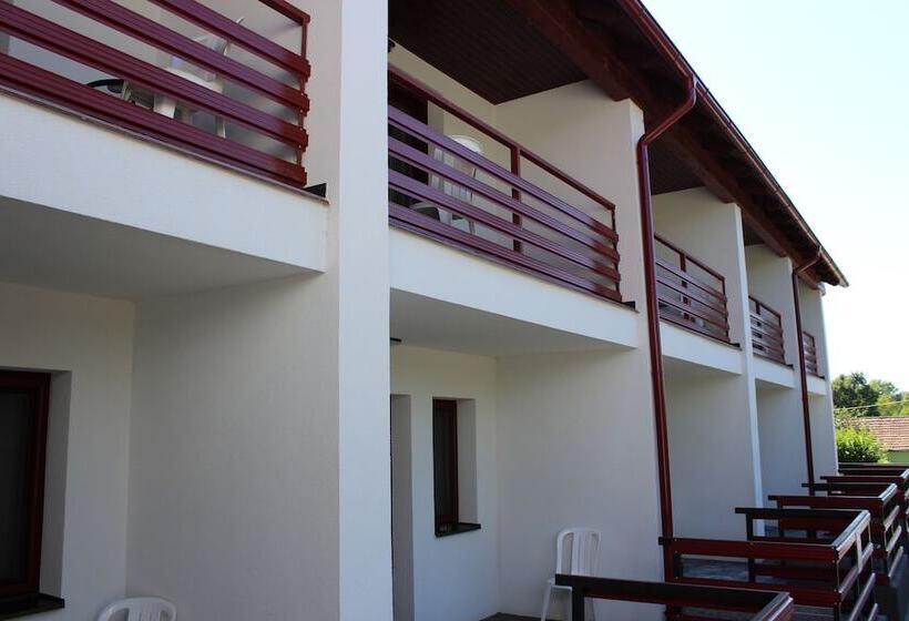 פונדק Aranyhordó Panzió étterem és Pizzéria