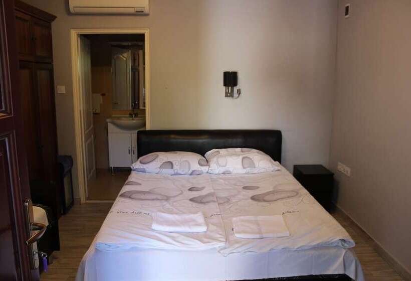 פונדק Aranyhordó Panzió étterem és Pizzéria