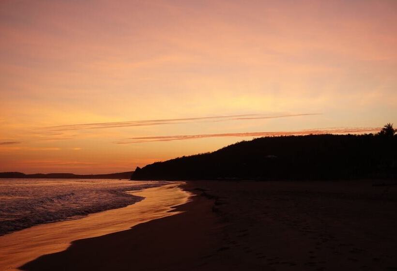 فندق فئة نجمة واحدة Chantli Mare