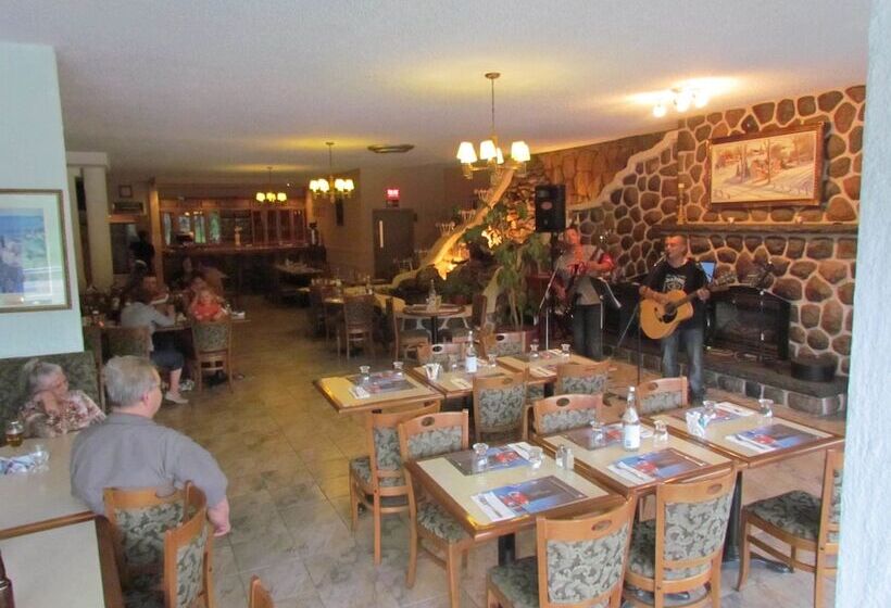 여관 L Auberge Et Restaurant La Glacière