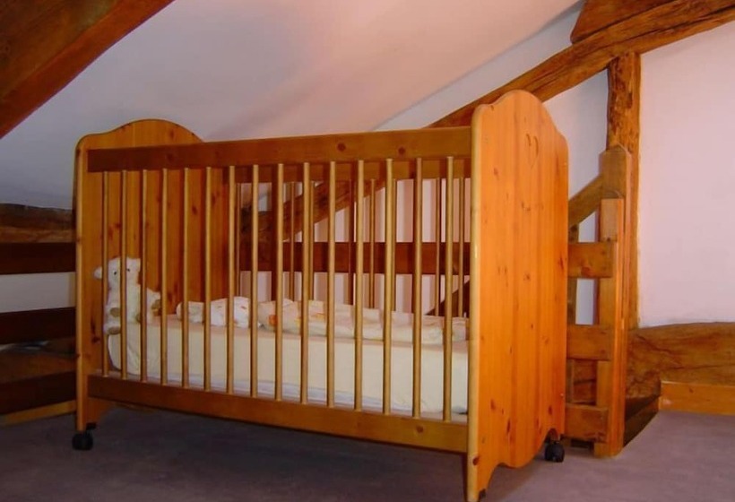 Хостел Les Roulottes Du Sud Ouest