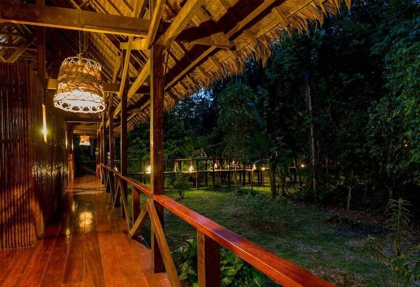 مسافرخانه Refugio Amazonas Lodge