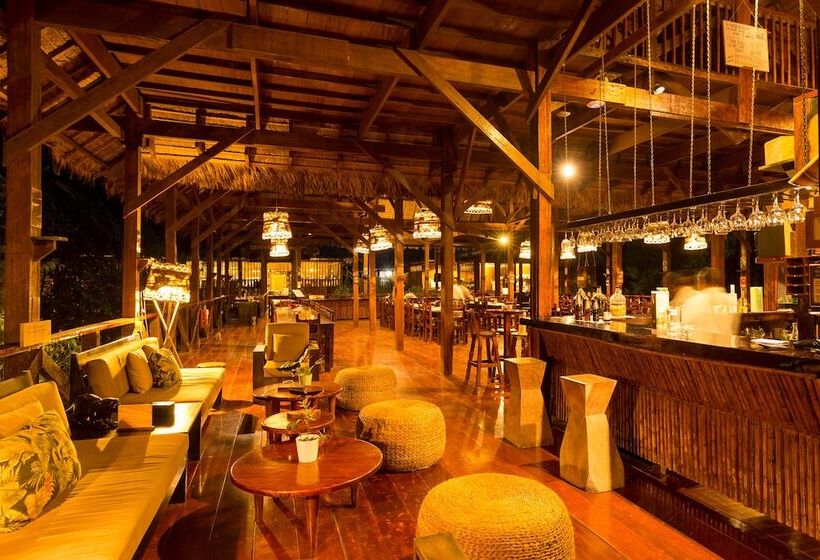 مسافرخانه Refugio Amazonas Lodge