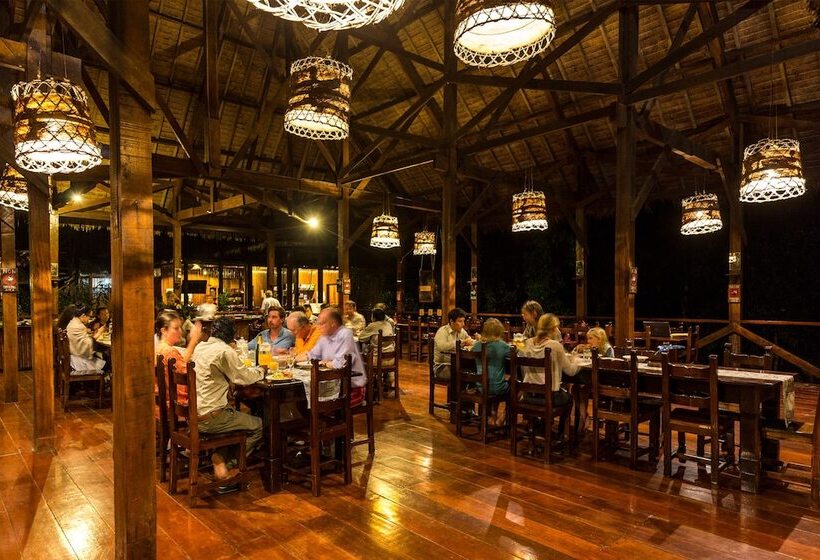 مسافرخانه Refugio Amazonas Lodge