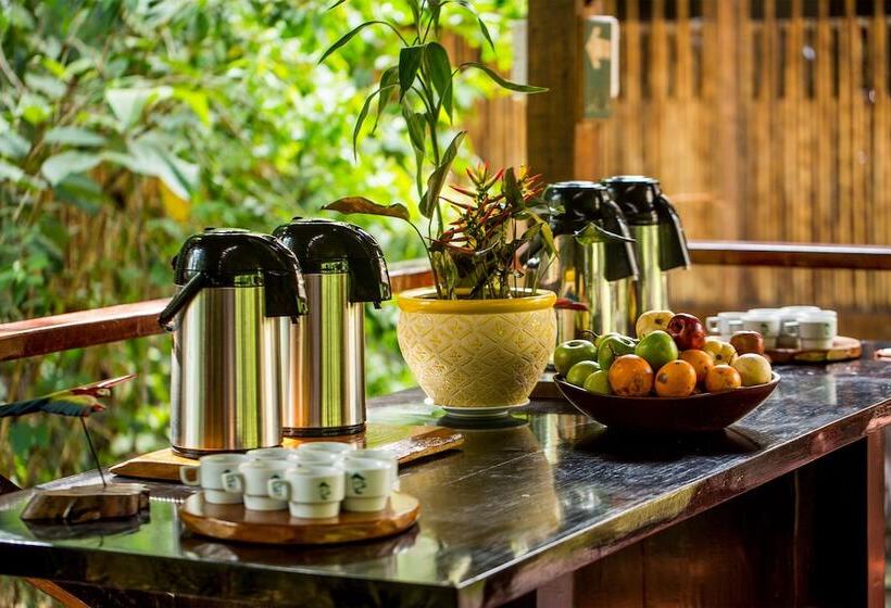 مسافرخانه Refugio Amazonas Lodge