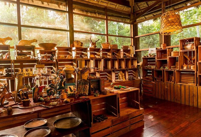 مسافرخانه Refugio Amazonas Lodge