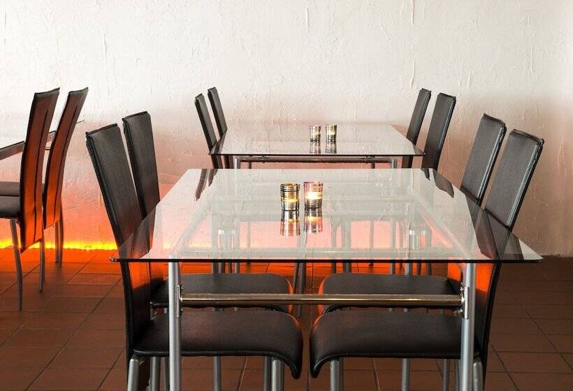 فندق فئة نجمة واحدة Sørreisa Hotell