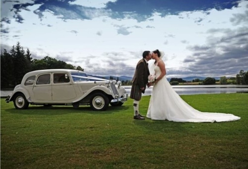 여관 The Lodge On The Loch Of Aboyne