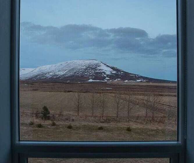 مسافرخانه Vogur Country Lodge