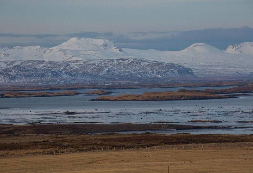 مسافرخانه Vogur Country Lodge