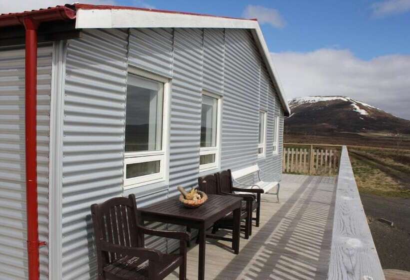 مسافرخانه Vogur Country Lodge