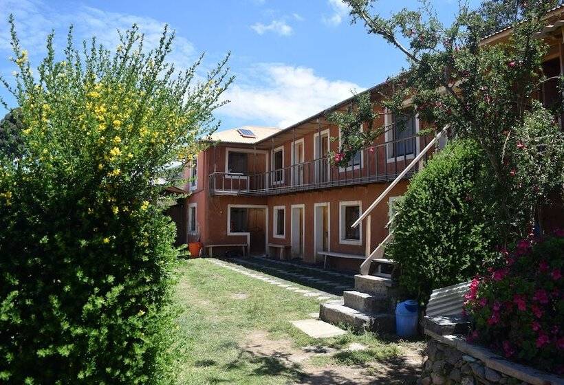 בית מלון כפרי Allpa Tika Lodge Amantani Island