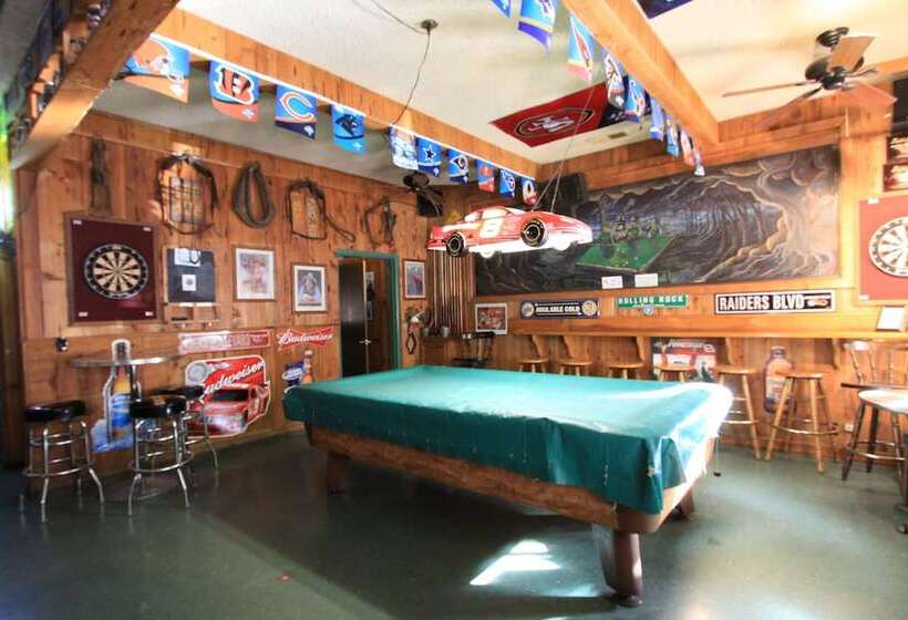 בית מלון כפרי Amador