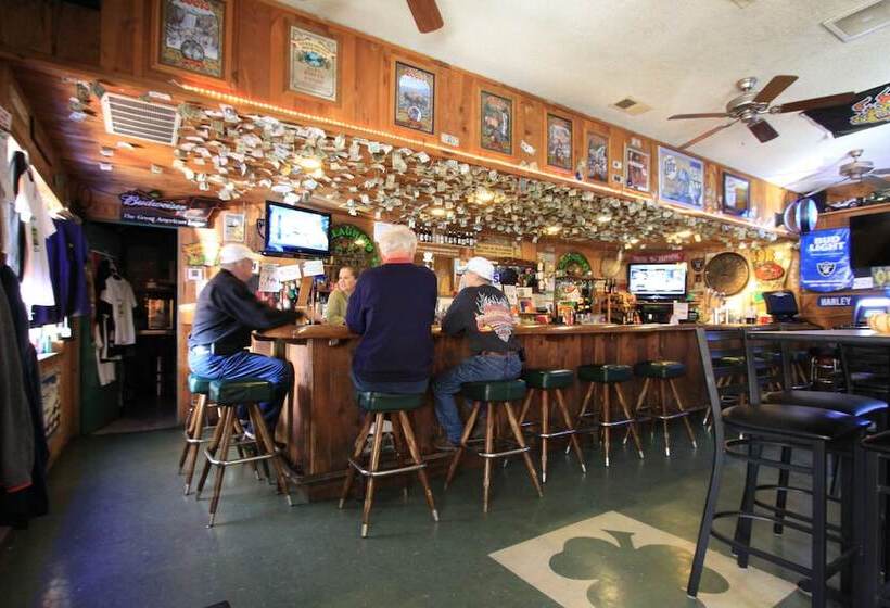 בית מלון כפרי Amador