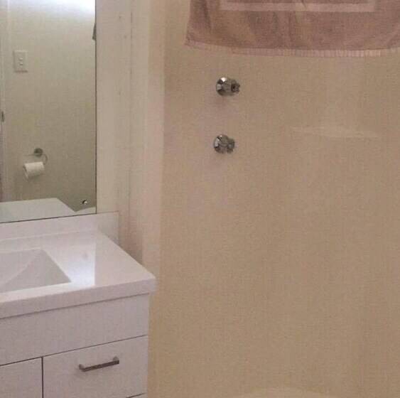 בית מלון כפרי Australian Motor Home Tourist Park Twelve Mile Creek