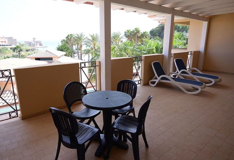 Отель Baia Degli Dei Resort