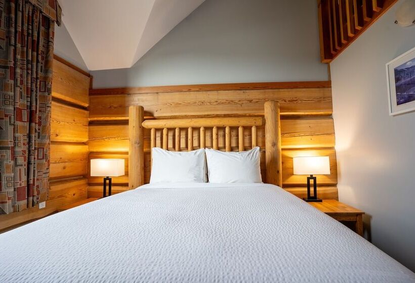 בית מלון כפרי Basecamp Lodge Golden