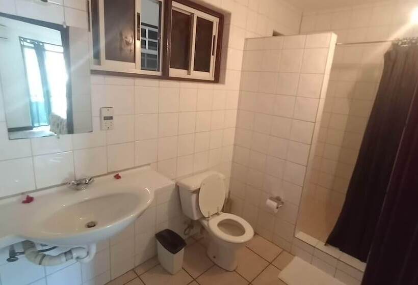 Отель Carriacou Grand View