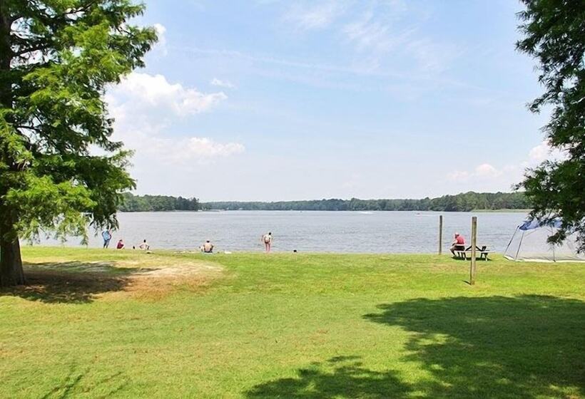 酒店 Chesapeake Bay Rv Resort Thousand Trails   Campground