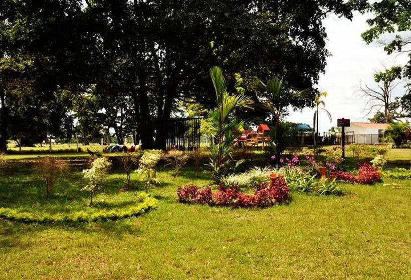 ホテル Ciudad Resort Campestre