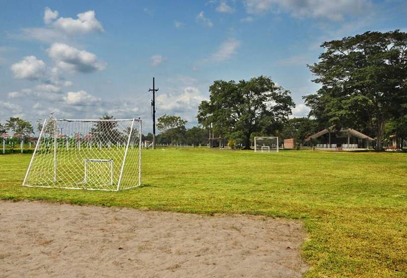 ホテル Ciudad Resort Campestre