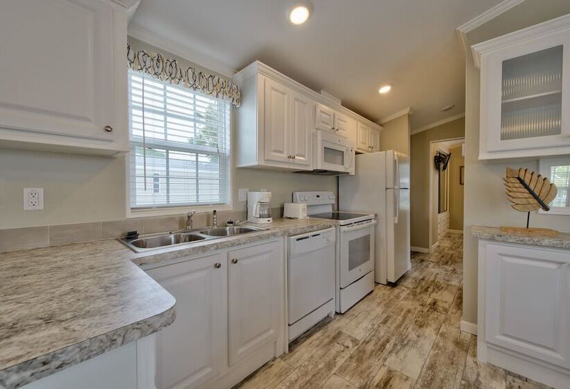 فندق Club Naples Rv Resort