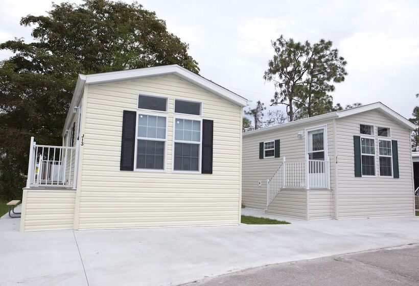 فندق Club Naples Rv Resort