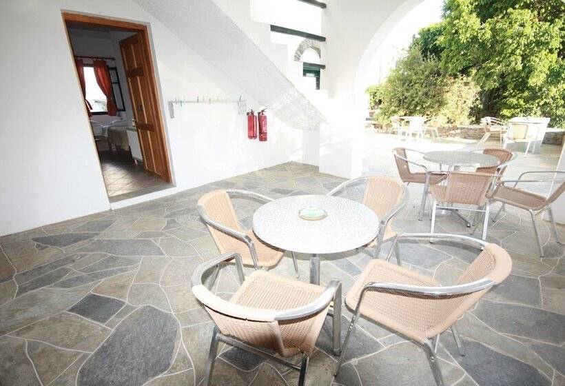 בית מלון כפרי Cyclades Beach Apartments