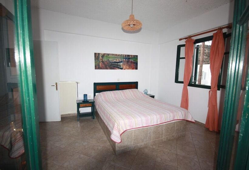 בית מלון כפרי Cyclades Beach Apartments