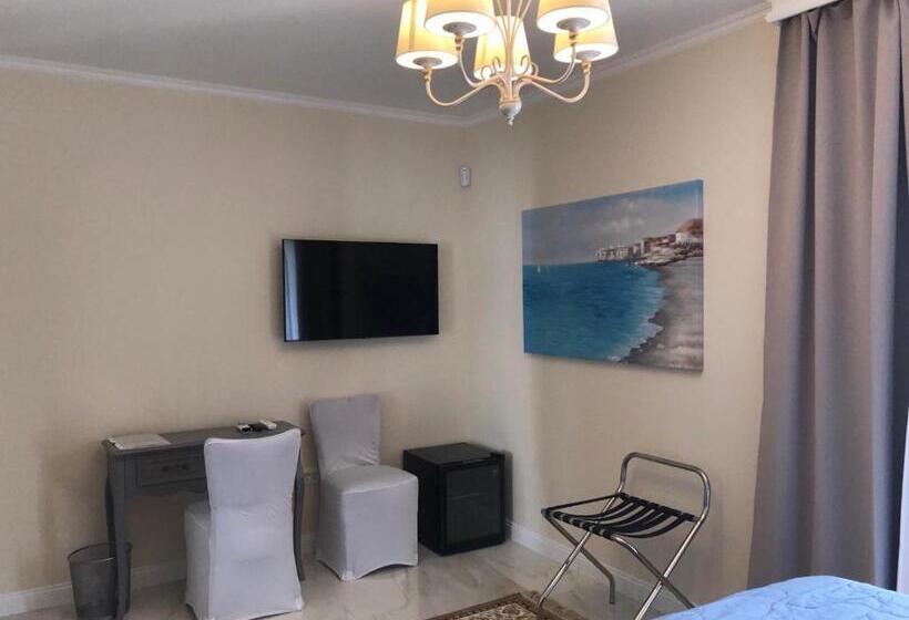 酒店 Diklo Beach Rooms Adults Only