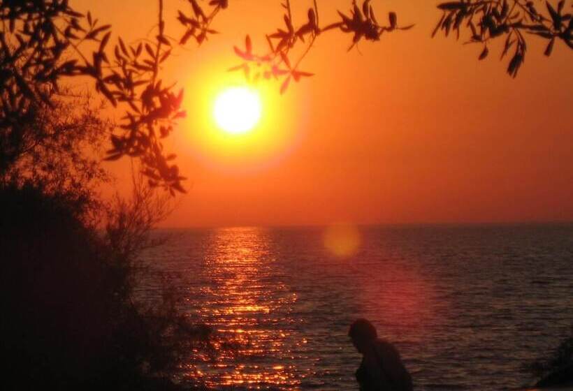 酒店 Diklo Beach Rooms Adults Only