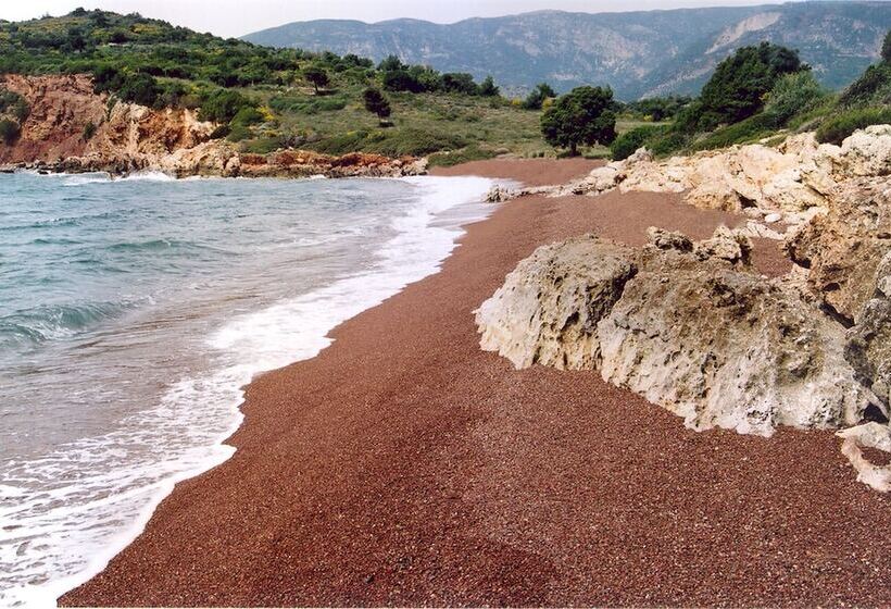 בית מלון כפרי Drymna