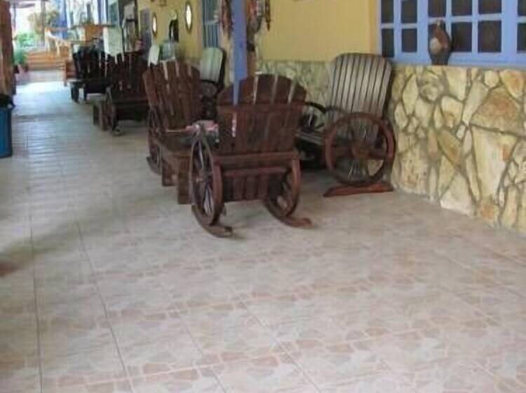 Отель El Raizon