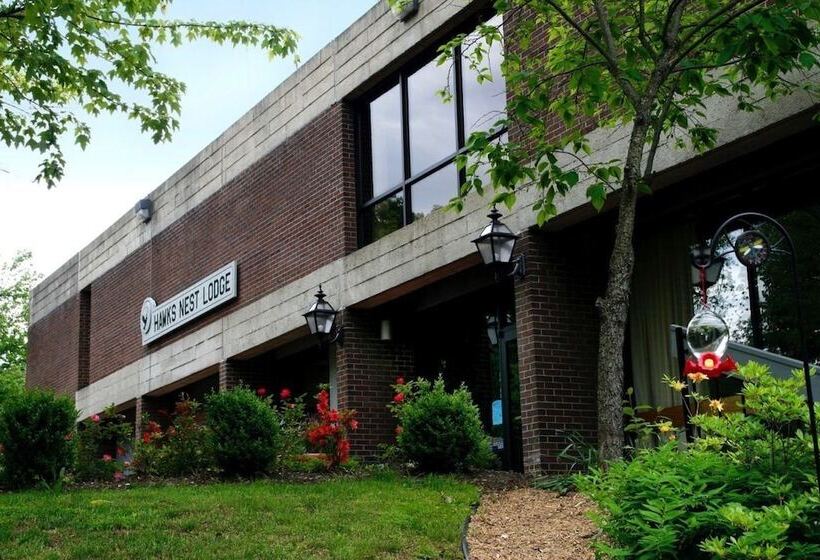 فندق Hawks Nest State Park