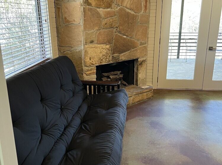 בית מלון כפרי Hideout On The Horseshoe