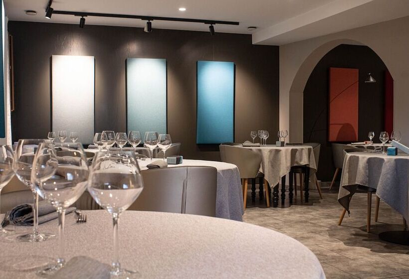 호텔 Hôtel Restaurant La Source