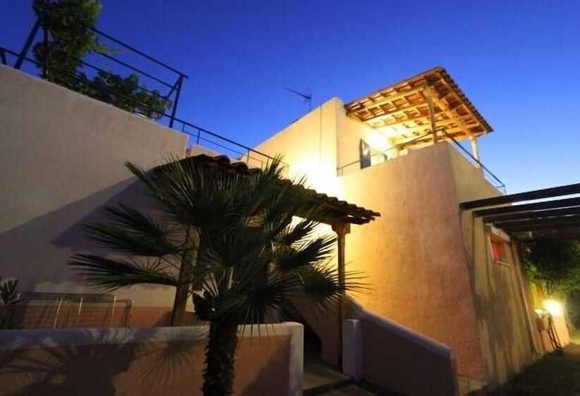 בית מלון כפרי Katerina S Bungalows