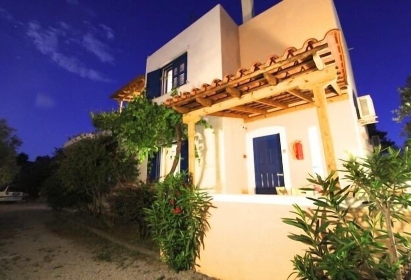 בית מלון כפרי Katerina S Bungalows