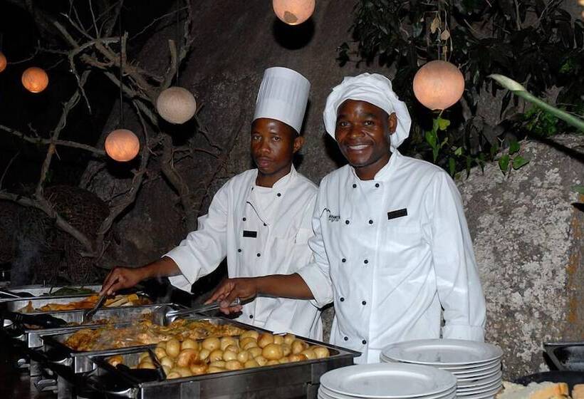 בית מלון כפרי Kingfisher Bush Camp