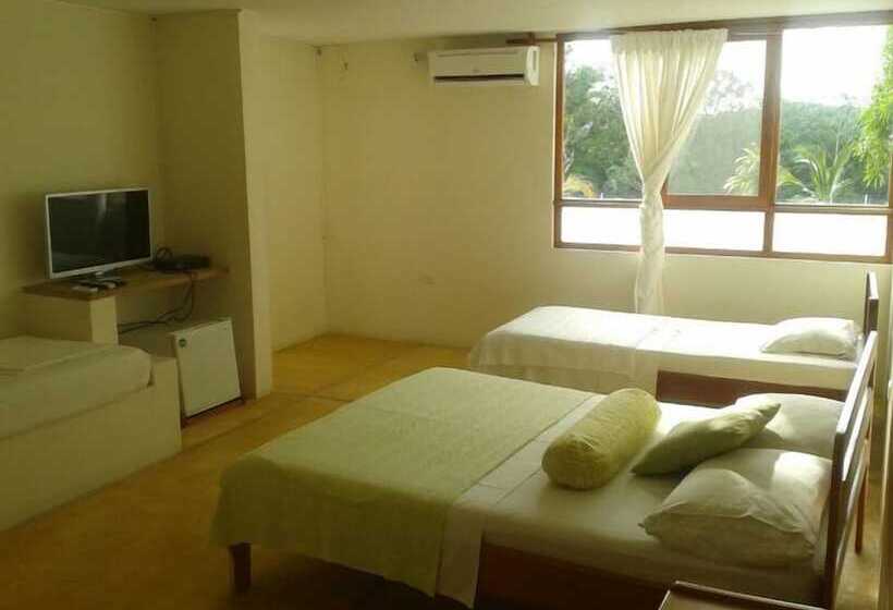 Отель Lagos De Menegua