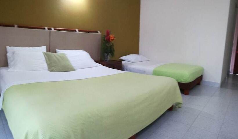 Отель Lagos De Menegua